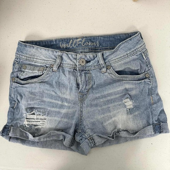 Wallflower Pants - WallFlower Denim Shorts Distressed Cuffed Hem Low Rise Light Wash SIZE 7
